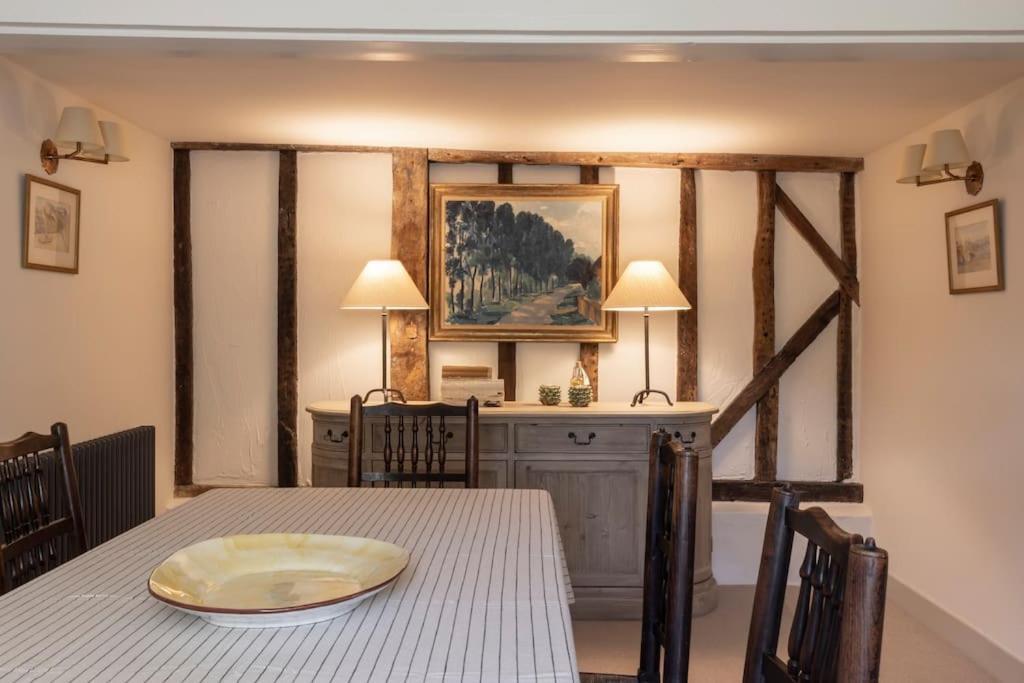 Cosy Cottage With Beautiful Garden, Hottub & Sauna Marden  Εξωτερικό φωτογραφία