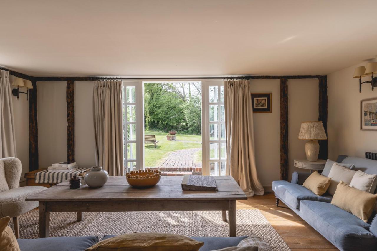Cosy Cottage With Beautiful Garden, Hottub & Sauna Marden  Εξωτερικό φωτογραφία